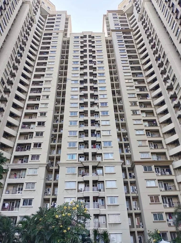Mediterania Boulevard Residences